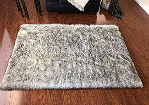 LAMBZY Faux Sheepskin Super Soft Hypoallergenic Square Area Rug Plush Fur Premium Shag - lambzydecor.com