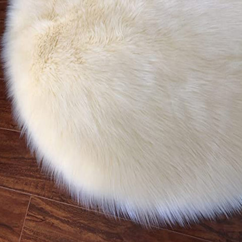 LAMBZY Faux Sheepskin Hypoallergenic Oval Silky Shag Rug - lambzydecor.com