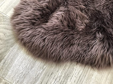 LAMBZY Genuine Sheepskin Silky Area Rug - Thick Strong Bottom Texture Stain Resistant Area Rug - lambzydecor.com