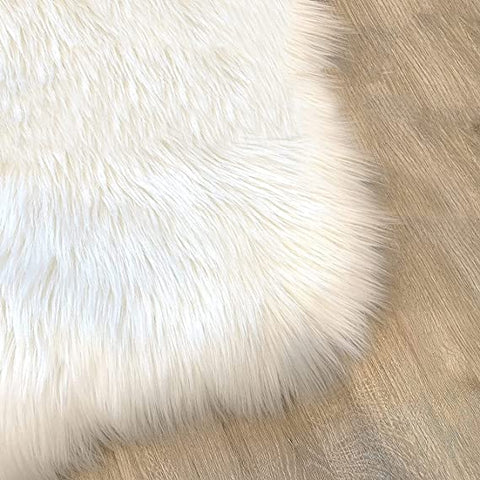 Luxury Faux Sheepskin Fur Rug, Fluffy Area Rug, Non-Slip Home Décor Accent - lambzydecor.com