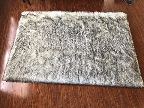 LAMBZY Faux Sheepskin Super Soft Hypoallergenic Square Area Rug Plush Fur Premium Shag - lambzydecor.com