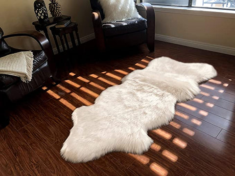 LAMBZY Genuine Sheepskin Silky Area Rug - Thick Strong Bottom Texture Stain Resistant Area Rug - lambzydecor.com