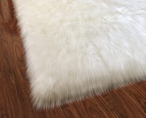 LAMBZY Faux Sheepskin Super Soft Hypoallergenic Square Area Rug Plush Fur Premium Shag - lambzydecor.com