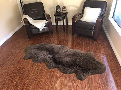 LAMBZY Genuine Sheepskin Silky Area Rug - Thick Strong Bottom Texture Stain Resistant Area Rug - lambzydecor.com