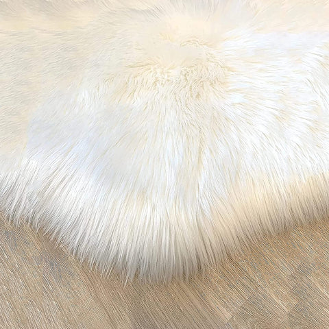 LAMBZY High Pile Super Fluffy Soft Faux Sheepskin Rug, Classic Sheepskin Super Soft to Touch Rug - lambzydecor.com