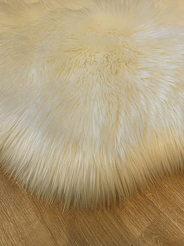 LAMBZY Faux Sheepskin Super Soft Hypoallergenic Silky Round Shag Rug for Living & Kids Room, Sofa - lambzydecor.com