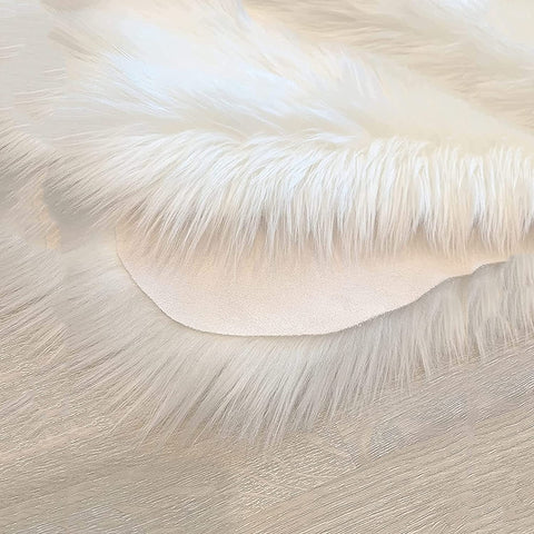 LAMBZY High Pile Super Fluffy Soft Faux Sheepskin Rug, Classic Sheepskin Super Soft to Touch Rug - lambzydecor.com