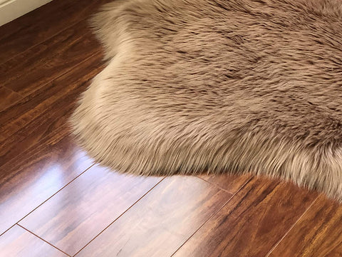 Luxury Faux Sheepskin Shaggy Silky Plush Carpet - Hypoallergenic, Free Shape Rug - lambzydecor.com