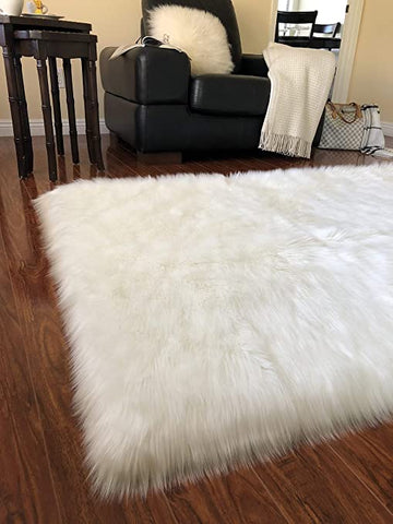 LAMBZY Faux Sheepskin Super Soft Hypoallergenic Square Area Rug Plush Fur Premium Shag - lambzydecor.com