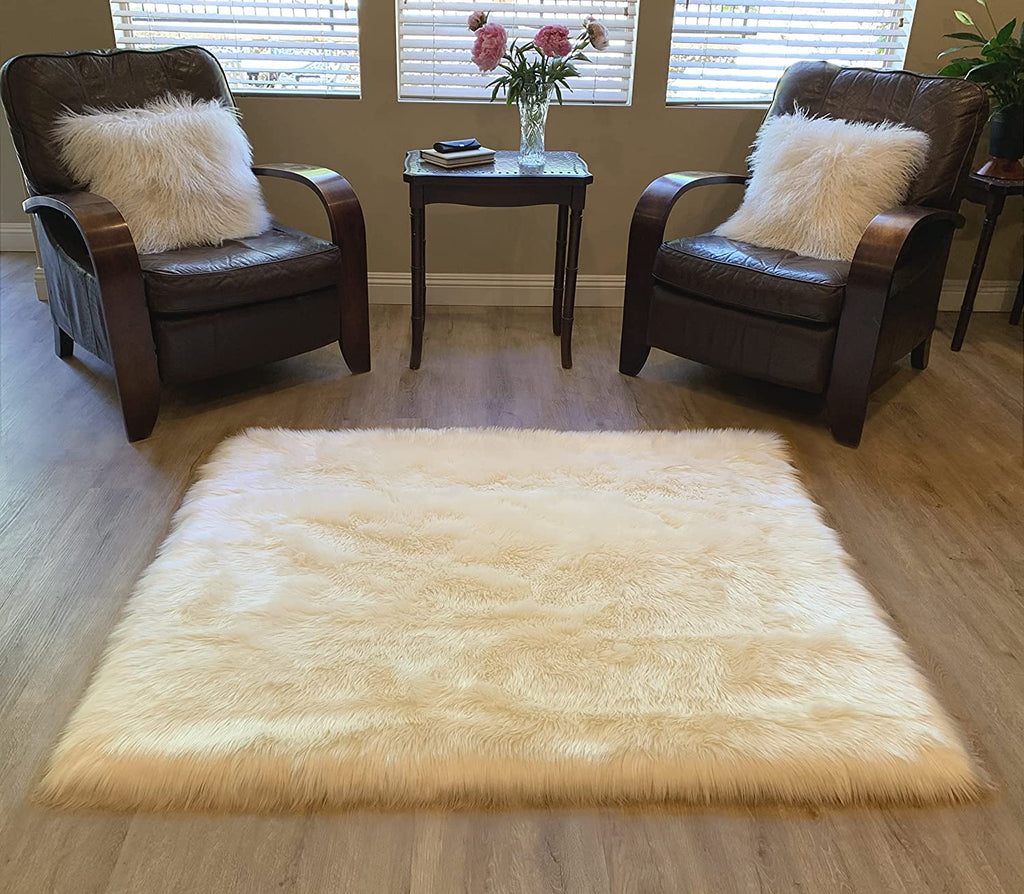 LAMBZY Faux Sheepskin Super Soft Hypoallergenic Silky Shag Rug for Liv